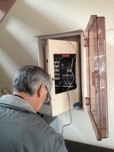 非常ベル鳴動点検中