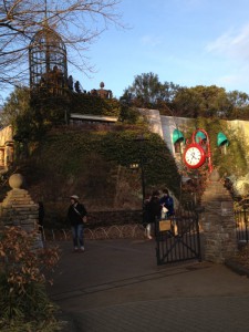 屋上のシンボル見えますか?