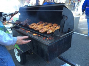 米軍基地らしいターキーレッグバーベキュー