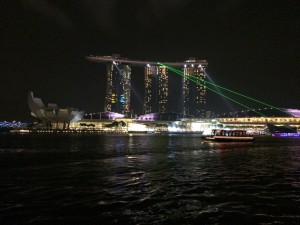 レーザーショー