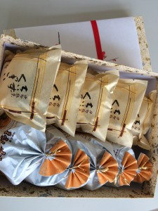 いつもお手土産御馳走様です。